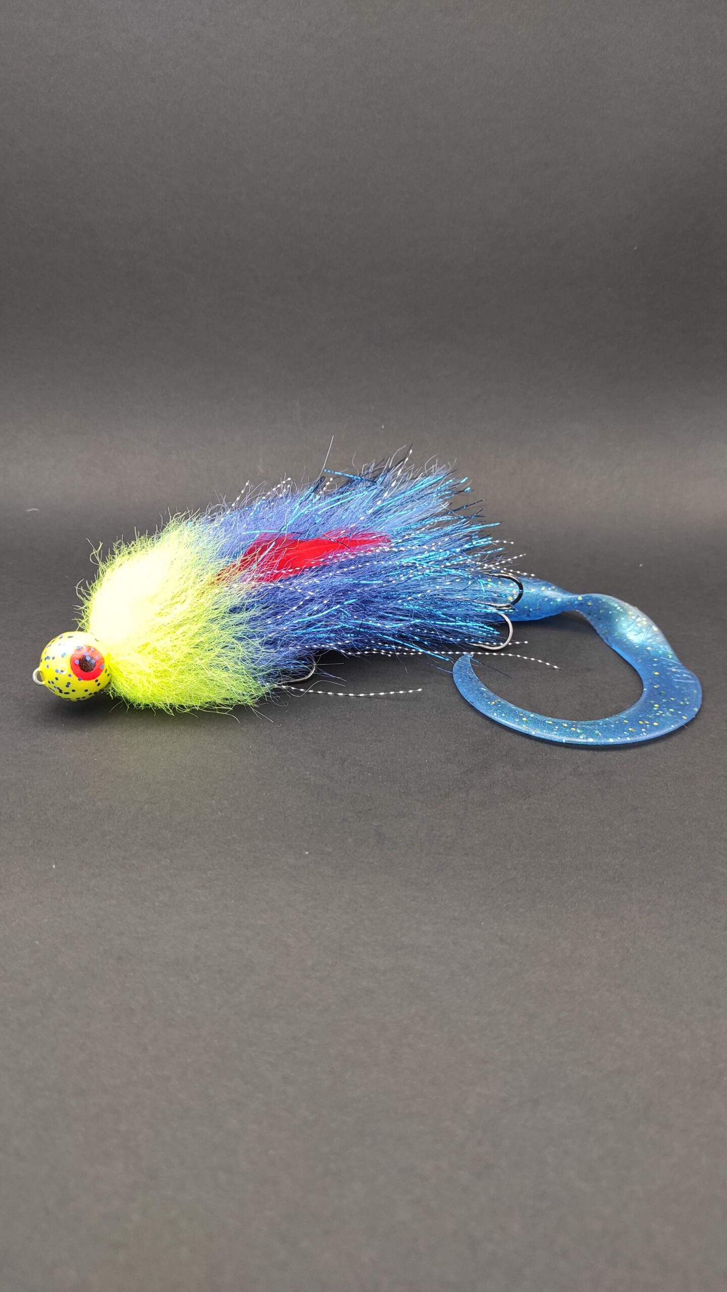 50gr. 30cm. 2x treble hook 1_0 Yellow Blue - Crafted Catches Lures